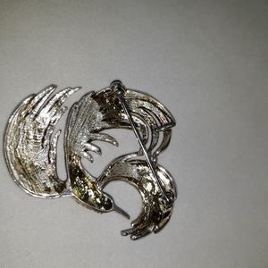 unbranded Jewelry - Vintage Marcasite Fancy Bird in flight Brooch unbranded Jewelry - Vintage Marcasite Fancy Bird in flight Brooch
